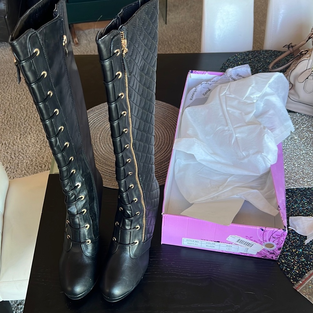 Black w/ gold zipper knee high boot